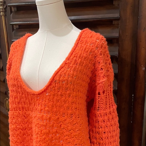 Free People V-Neck Sweater in Peach Orange Oversized XS Fits Up To M - Picture 5 of 8